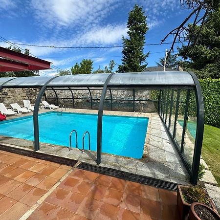 Fantástica vivienda con amplio jardín y piscina Cercedilla Exterior foto