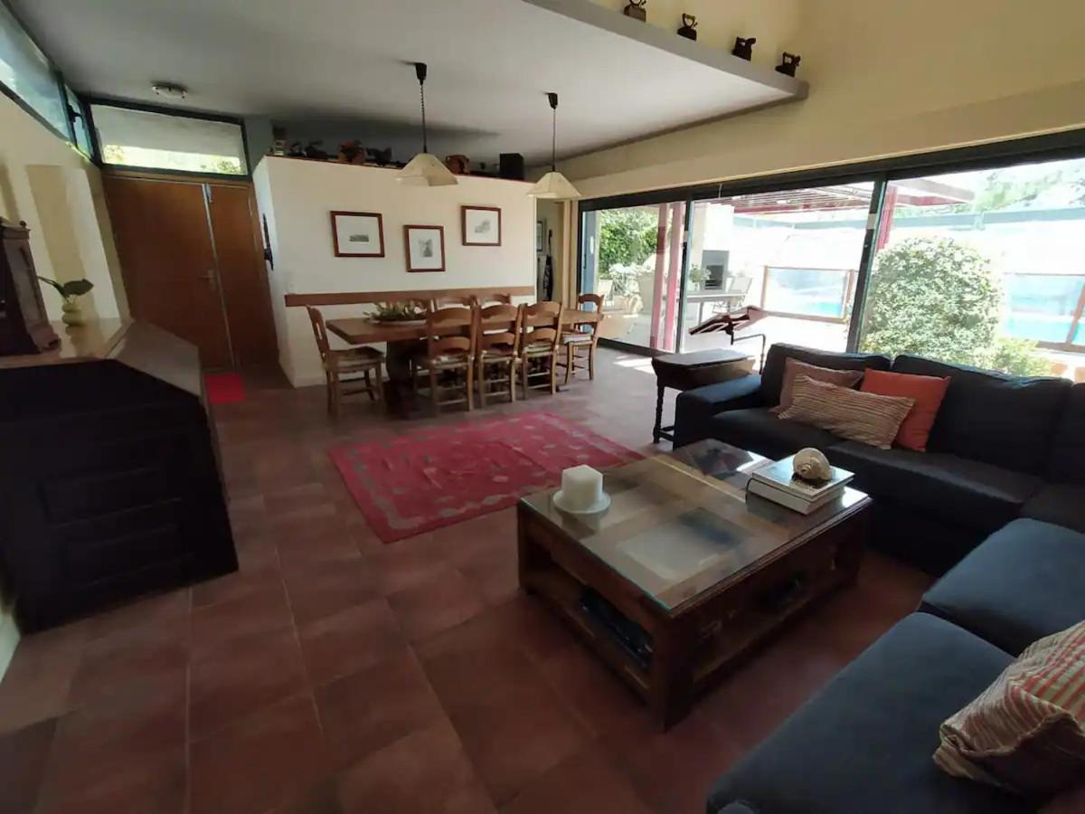 Fantástica vivienda con amplio jardín y piscina Cercedilla Exterior foto