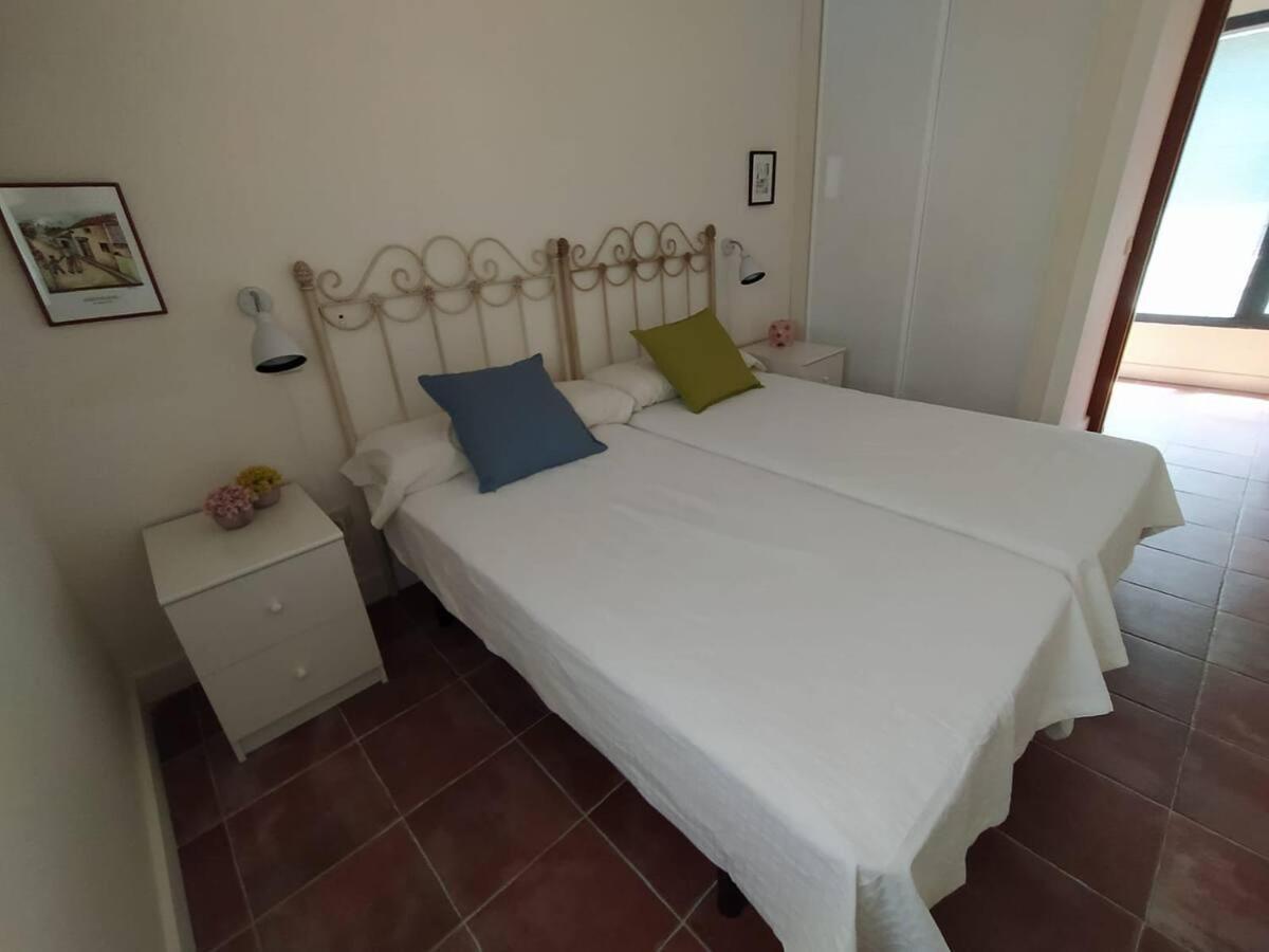 Fantástica vivienda con amplio jardín y piscina Cercedilla Exterior foto