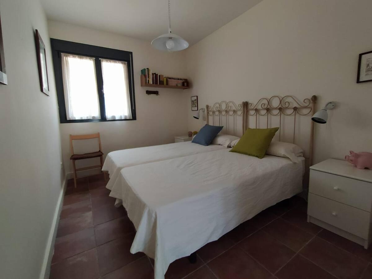 Fantástica vivienda con amplio jardín y piscina Cercedilla Exterior foto