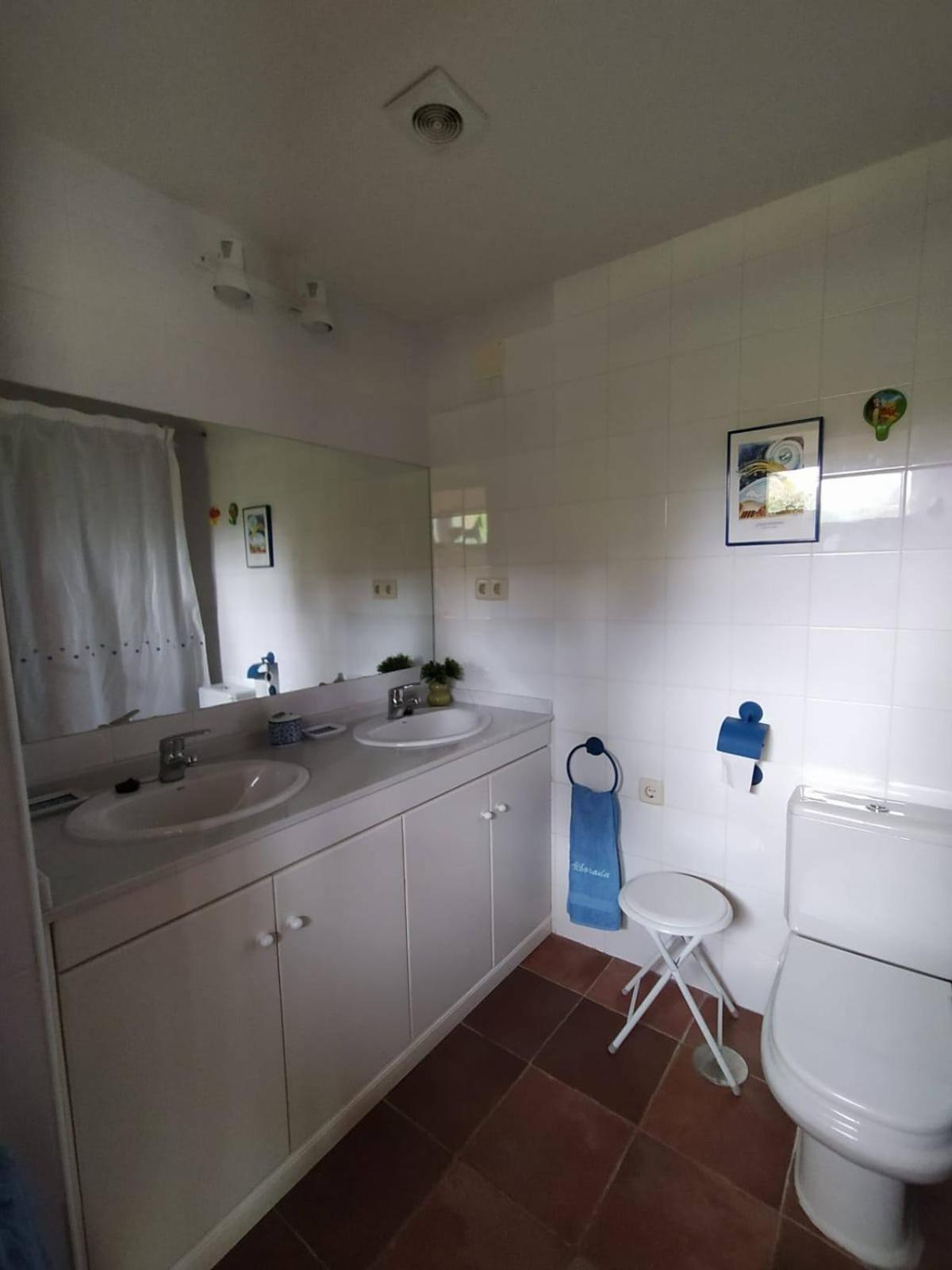 Fantástica vivienda con amplio jardín y piscina Cercedilla Exterior foto