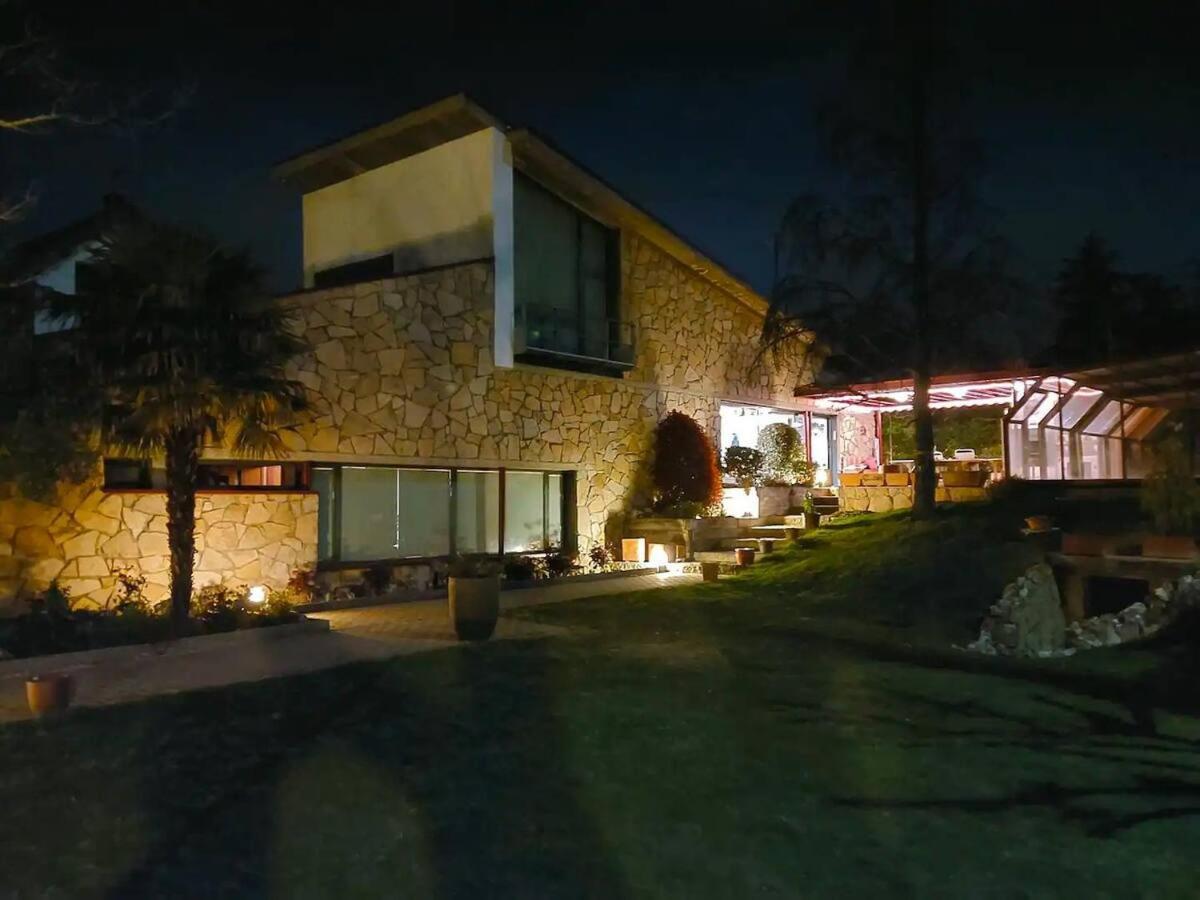Fantástica vivienda con amplio jardín y piscina Cercedilla Exterior foto