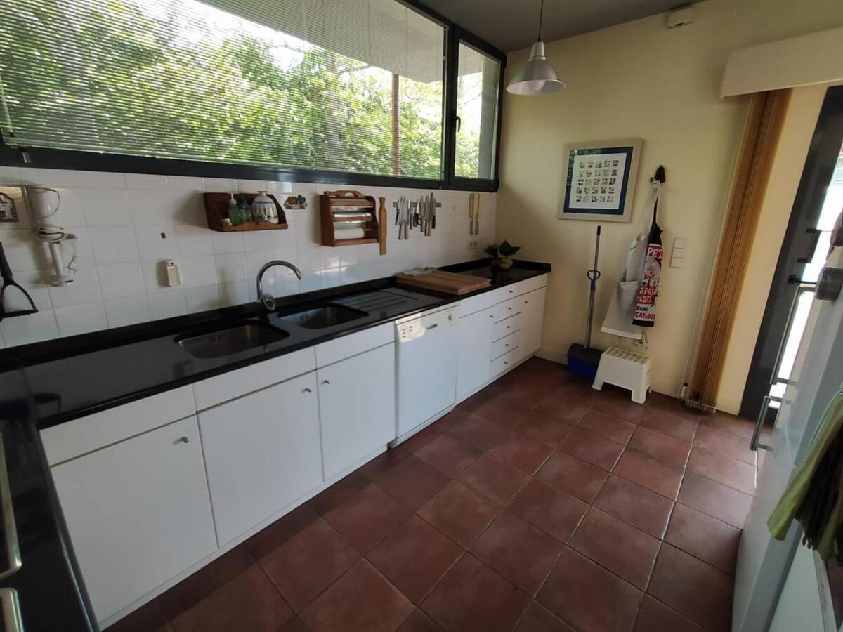 Fantástica vivienda con amplio jardín y piscina Cercedilla Exterior foto