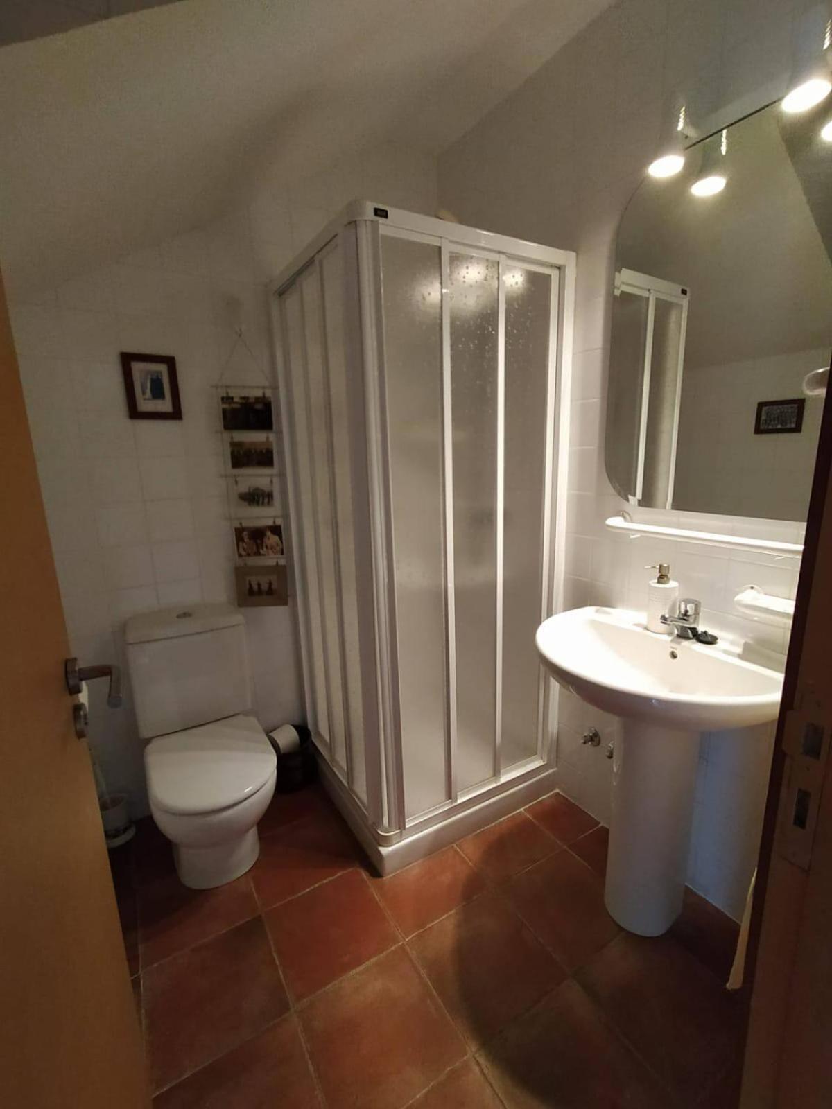 Fantástica vivienda con amplio jardín y piscina Cercedilla Exterior foto